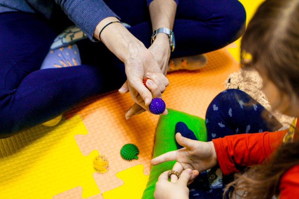 Образовательный центр "Умка" предлагает помощь нейропсихолога.